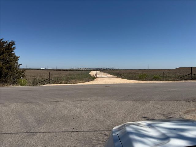 12129 Glass RD 3, Buda, TX 78610