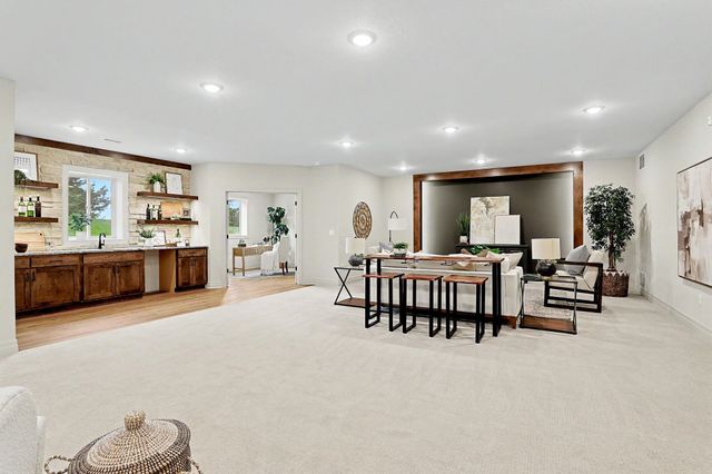 11412 Winston Circle, Wichita, KS 67226