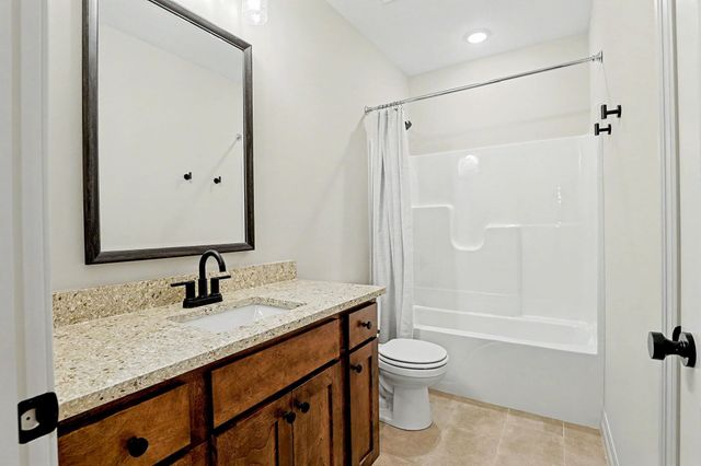11412 Winston Circle, Wichita, KS 67226