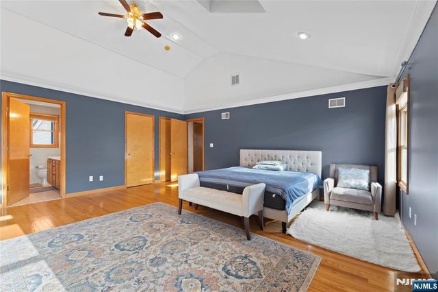 19 Pleasant Place, Kearny, NJ 07032