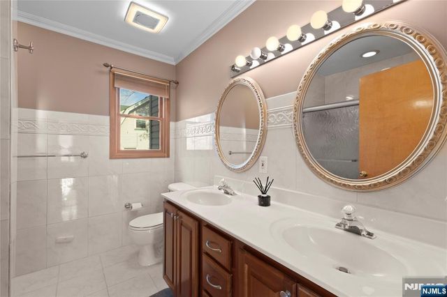 19 Pleasant Place, Kearny, NJ 07032