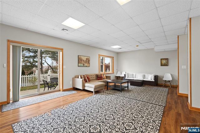 19 Pleasant Place, Kearny, NJ 07032
