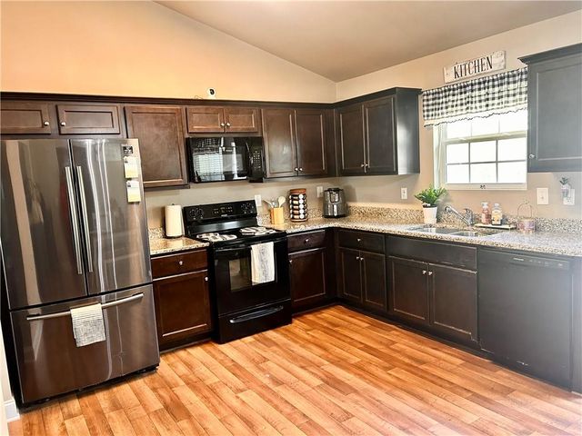 94 Heather Lane, Commerce, GA 30529