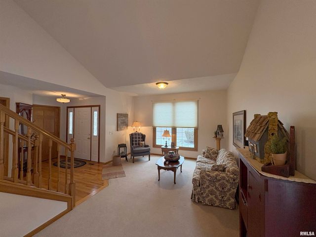 717 DEVON Drive, Germantown Hills, IL 61548