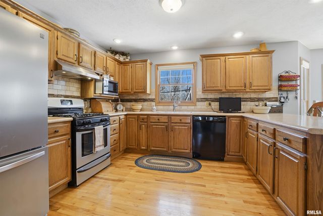 717 DEVON Drive, Germantown Hills, IL 61548