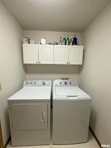 717 DEVON Drive, Germantown Hills, IL 61548