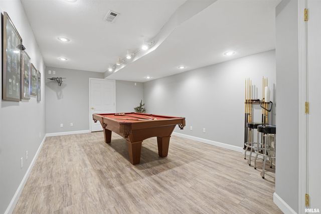 717 DEVON Drive, Germantown Hills, IL 61548