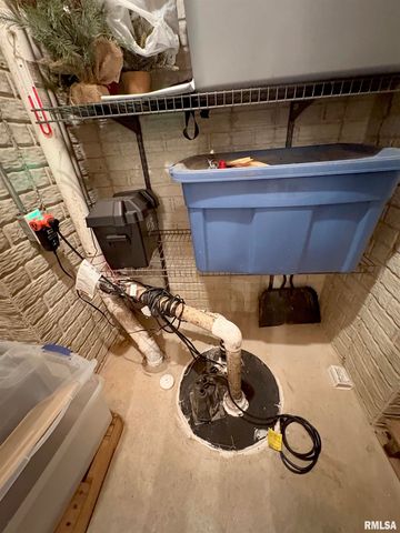 717 DEVON Drive, Germantown Hills, IL 61548