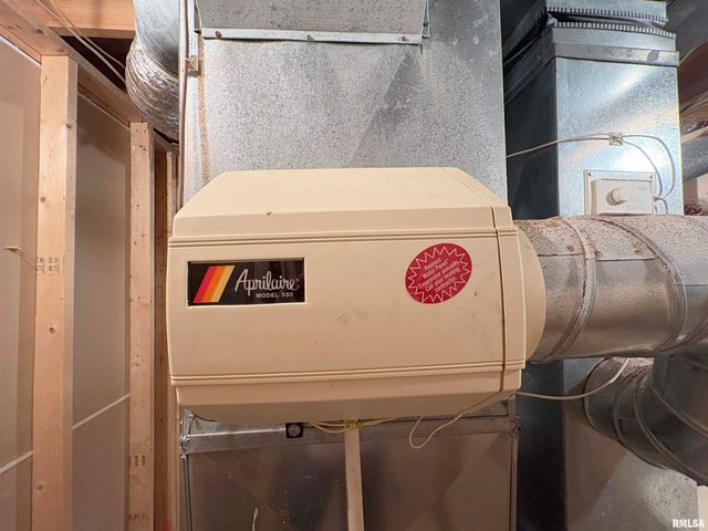 717 DEVON Drive, Germantown Hills, IL 61548