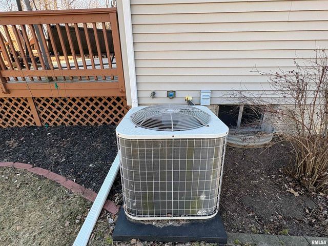 717 DEVON Drive, Germantown Hills, IL 61548