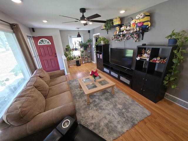 3949 77th STREET, Milwaukee, WI 53222