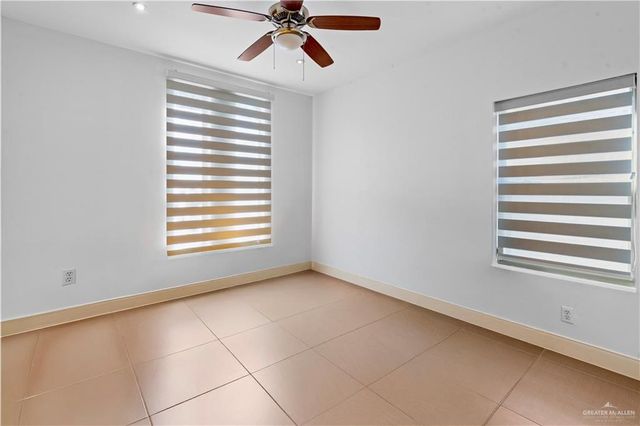 1812 W Ventura Drive, Pharr, TX 78577