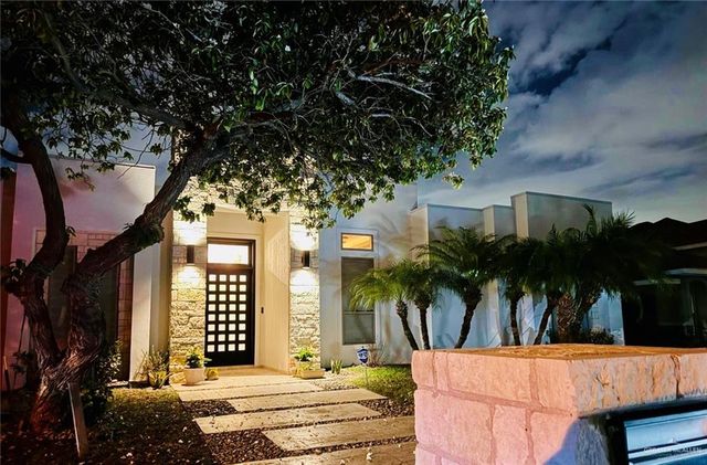 1812 W Ventura Drive, Pharr, TX 78577