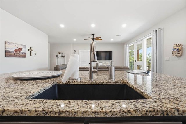 221 Merry Circle Dr, Medicine Park, OK 73557