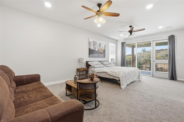 221 Merry Circle Dr, Medicine Park, OK 73557