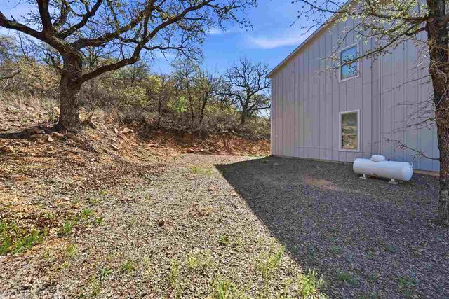 221 Merry Circle Dr, Medicine Park, OK 73557