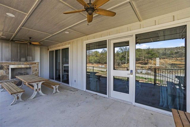 221 Merry Circle Dr, Medicine Park, OK 73557