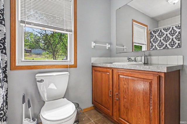 308 N Grant Street, Pierceton, IN 46562