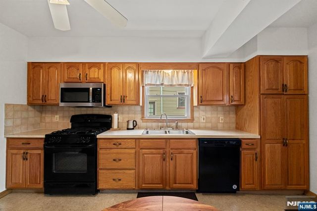 152 High Street, Nutley, NJ 07110