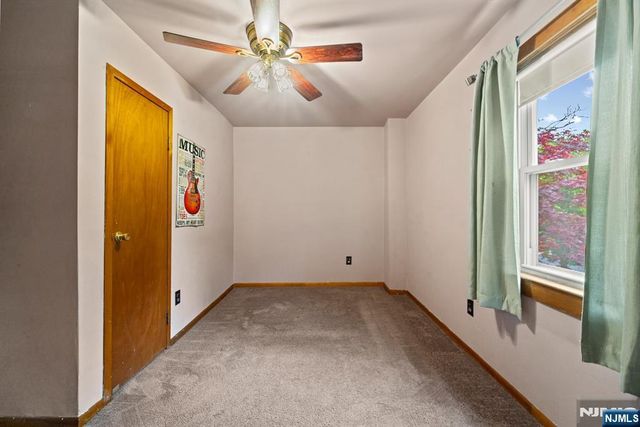 152 High Street, Nutley, NJ 07110
