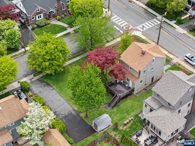 152 High Street, Nutley, NJ 07110
