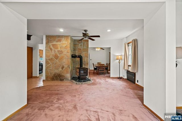 152 High Street, Nutley, NJ 07110