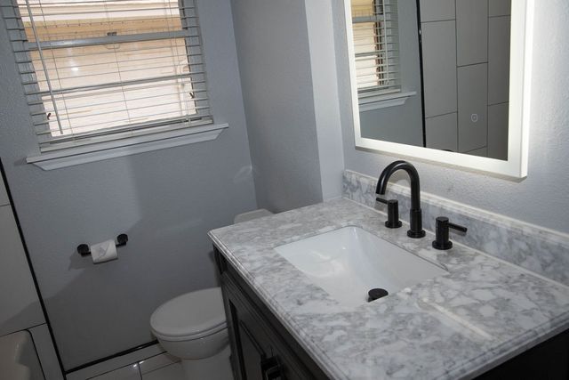 10028 San Lorenzo Avenue, Dallas, TX 75228