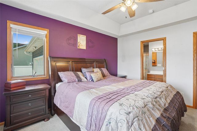 310 1st Street, Menlo, IA 50164