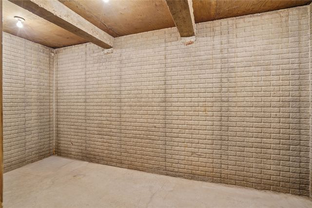 310 1st Street, Menlo, IA 50164