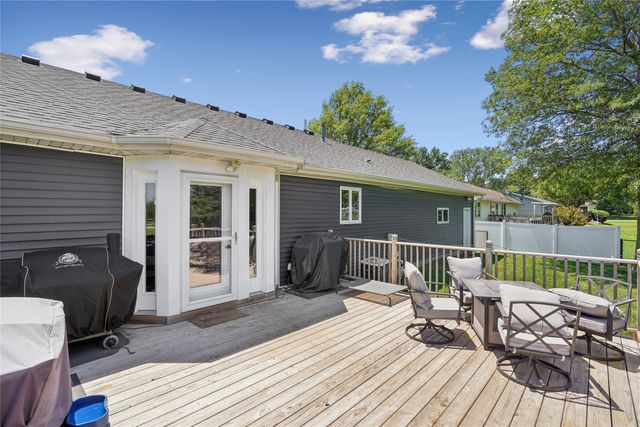 310 1st Street, Menlo, IA 50164