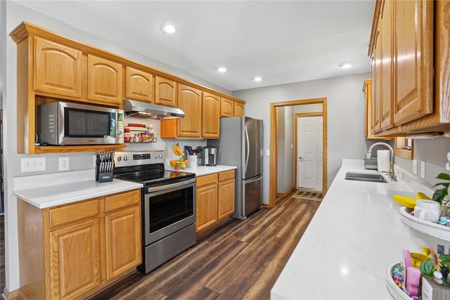 310 1st Street, Menlo, IA 50164