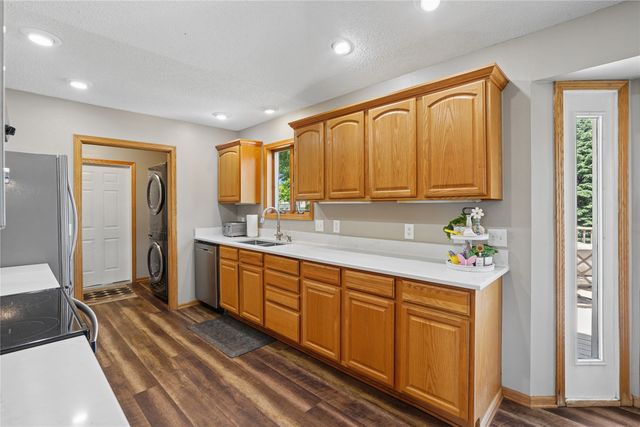 310 1st Street, Menlo, IA 50164