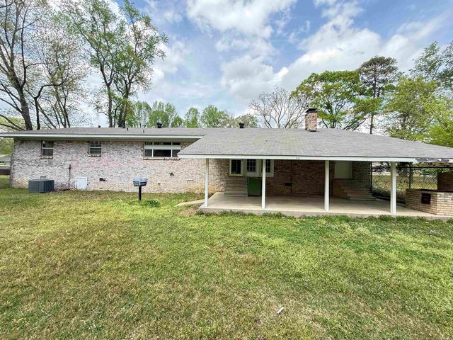 1587 Salem Road, Bryant, AR 72019