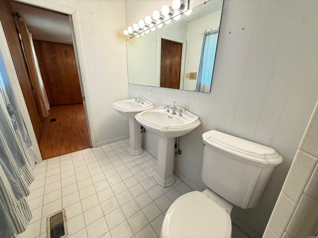 1587 Salem Road, Bryant, AR 72019