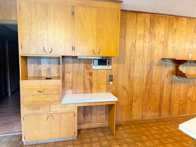 1587 Salem Road, Bryant, AR 72019