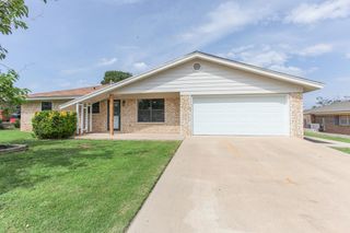 2702 Ann Dr, Big Spring, TX 79720