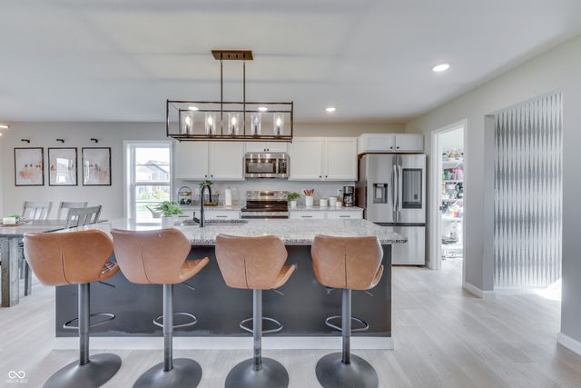 7230 Bayview Run, Mccordsville, IN 46055