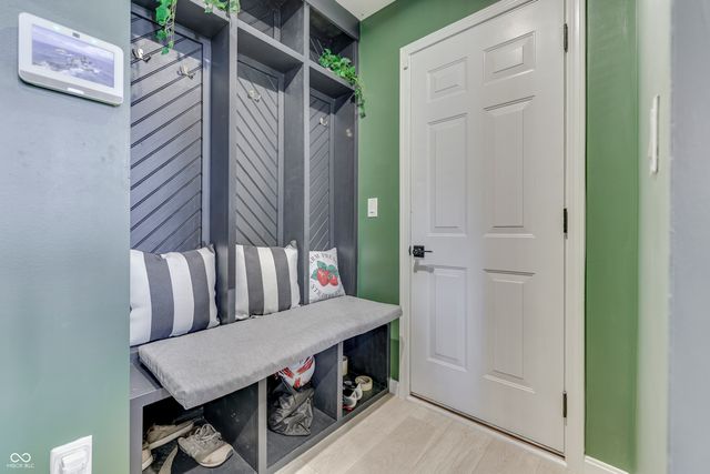 7230 Bayview Run, Mccordsville, IN 46055