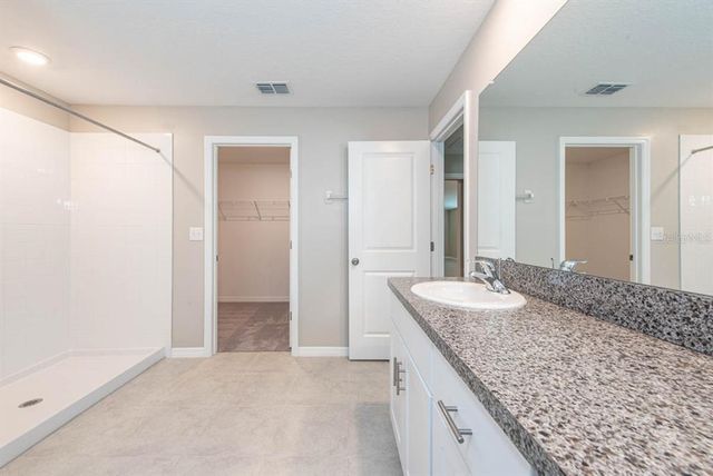 190 RAIN BERRY AVENUE, Ruskin, FL 33570