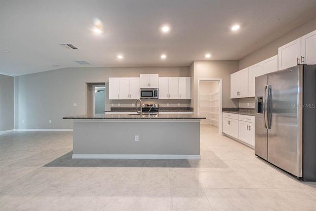 190 RAIN BERRY AVENUE, Ruskin, FL 33570