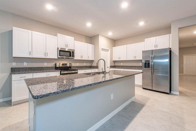 190 RAIN BERRY AVENUE, Ruskin, FL 33570