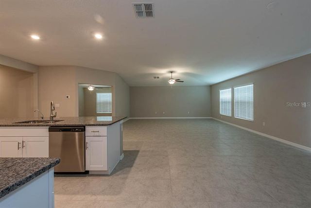 190 RAIN BERRY AVENUE, Ruskin, FL 33570