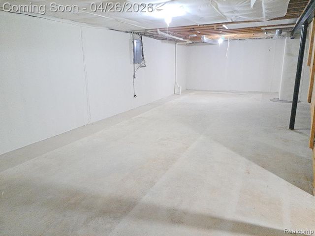 32526 Gateway Drive, Romulus, MI 48174