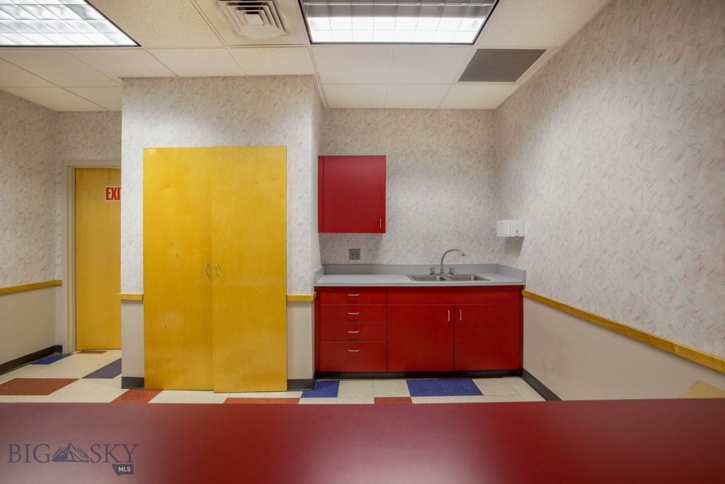 22 W Park Street, Butte, MT 59701 photo 20