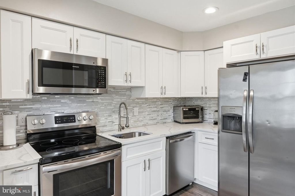 Image 11 of property listing at 5930 SAINT MORITZ DR, Temple Hills, MD 20748
