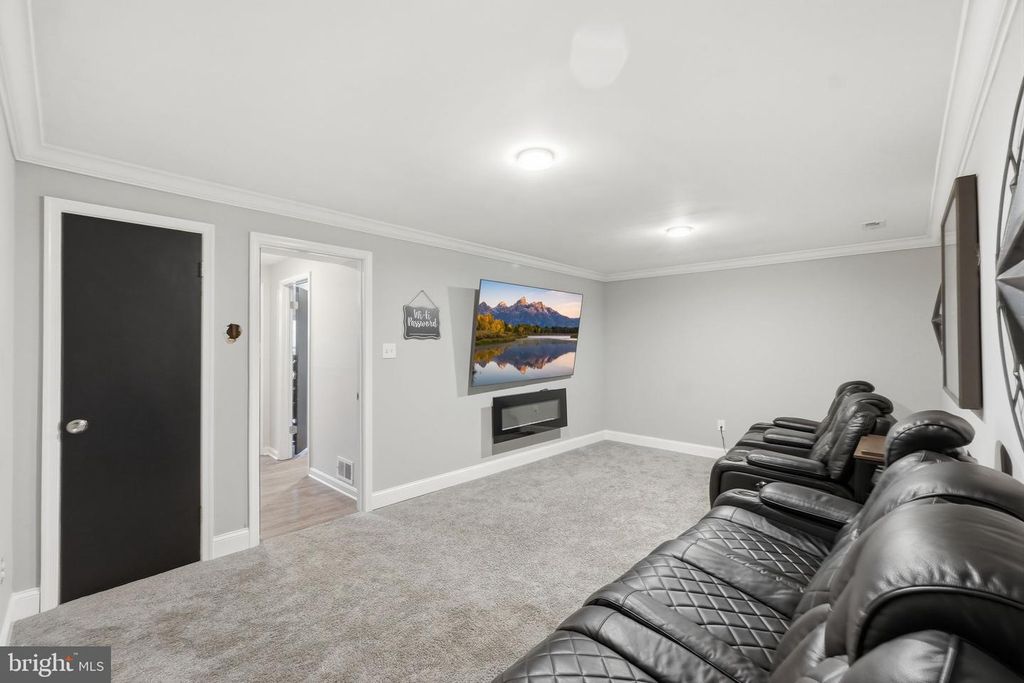 Image 22 of property listing at 5930 SAINT MORITZ DR, Temple Hills, MD 20748