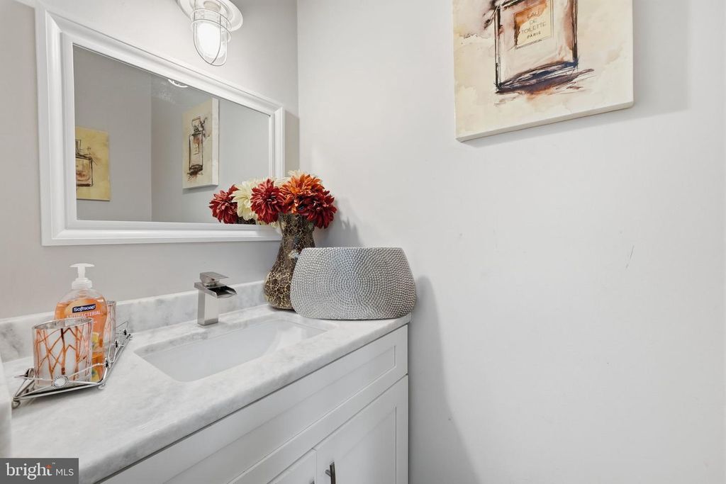 Image 27 of property listing at 5930 SAINT MORITZ DR, Temple Hills, MD 20748