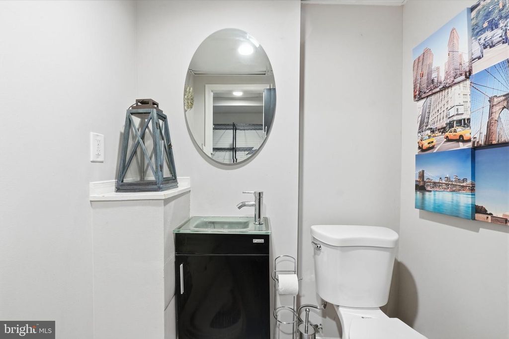 Image 7 of property listing at 5930 SAINT MORITZ DR, Temple Hills, MD 20748