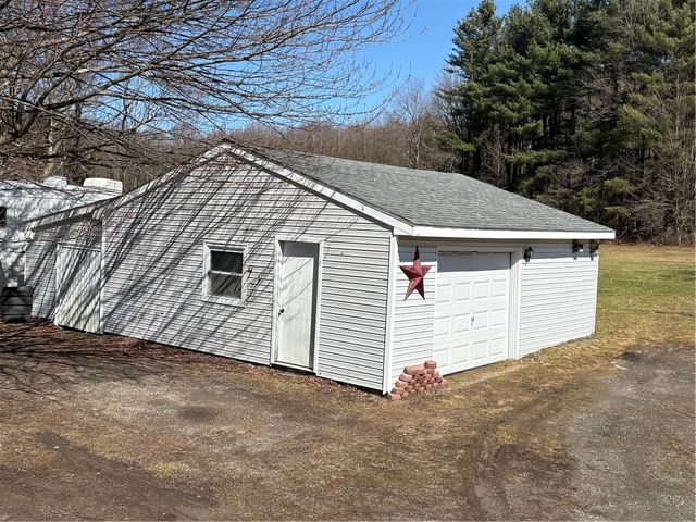 242 Kilroy Road, Oxford, NY 13830