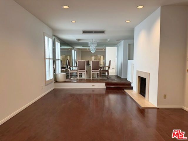 1655 Selby Avenue 102, Los Angeles, CA 90024